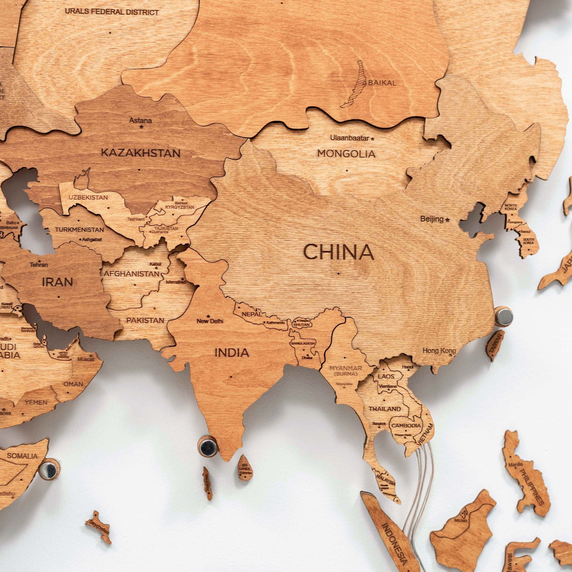 3D LED Wooden World Map 3.0 Oak - Image 8