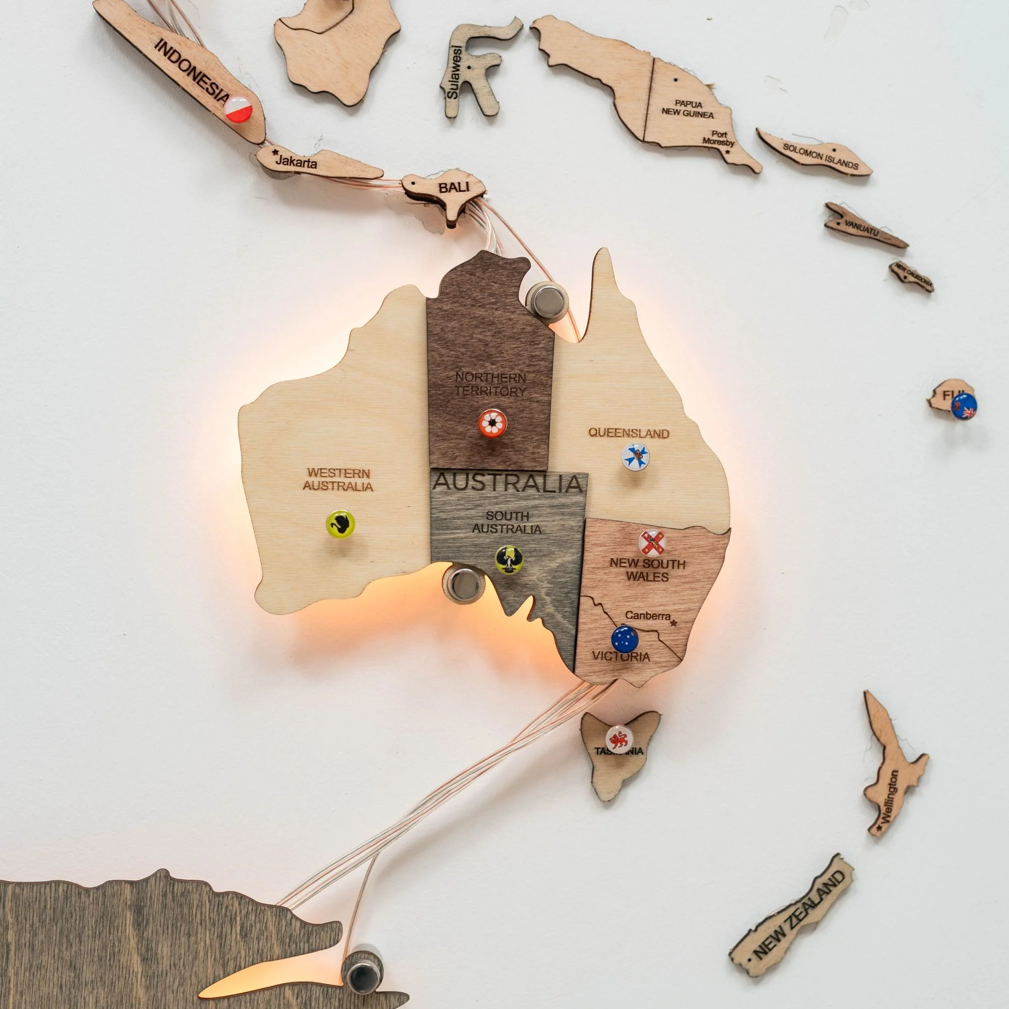 3D LED Wooden World Map 3.0 Smokey - Image 11