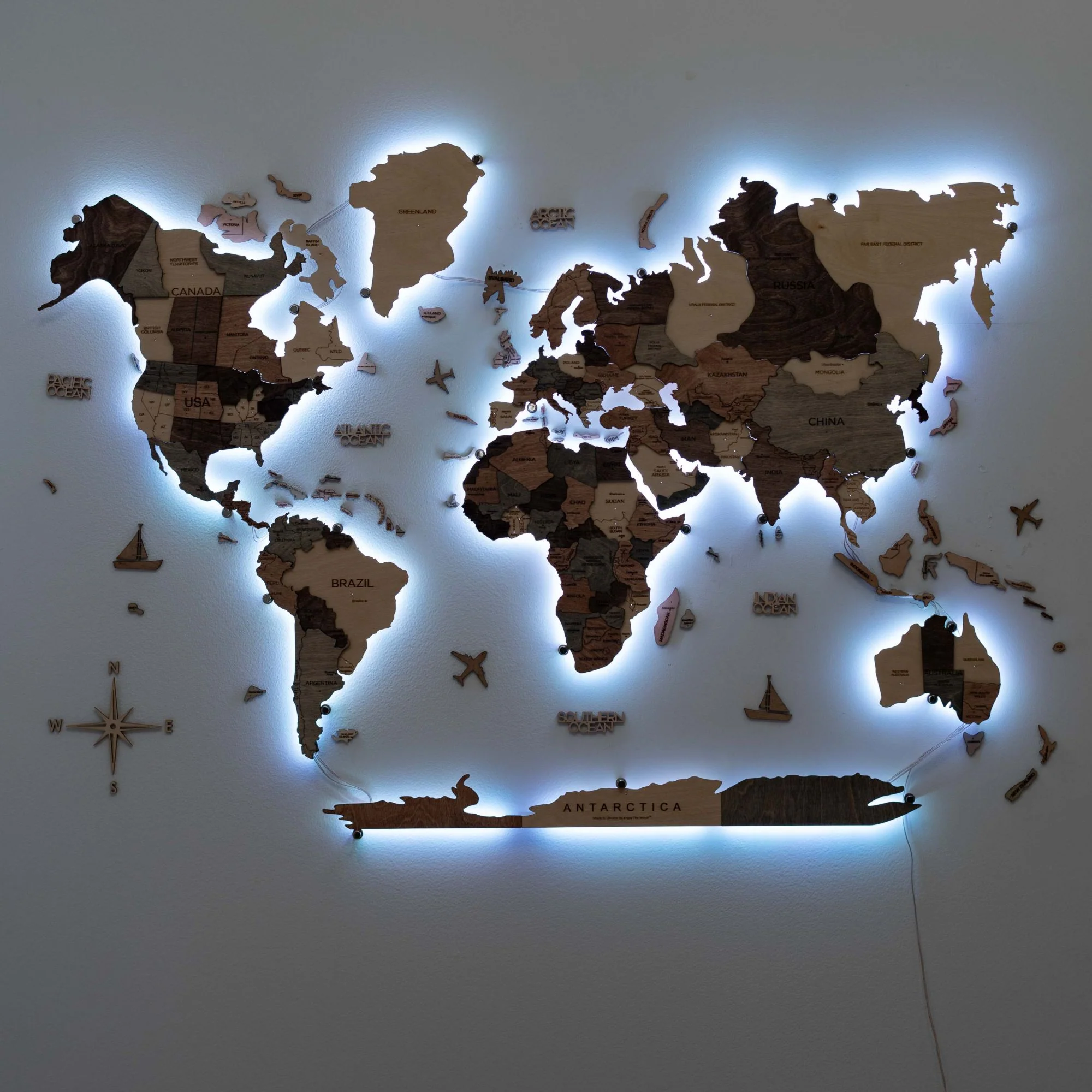 3D LED Wooden World Map 3.0 Smokey - Image 16
