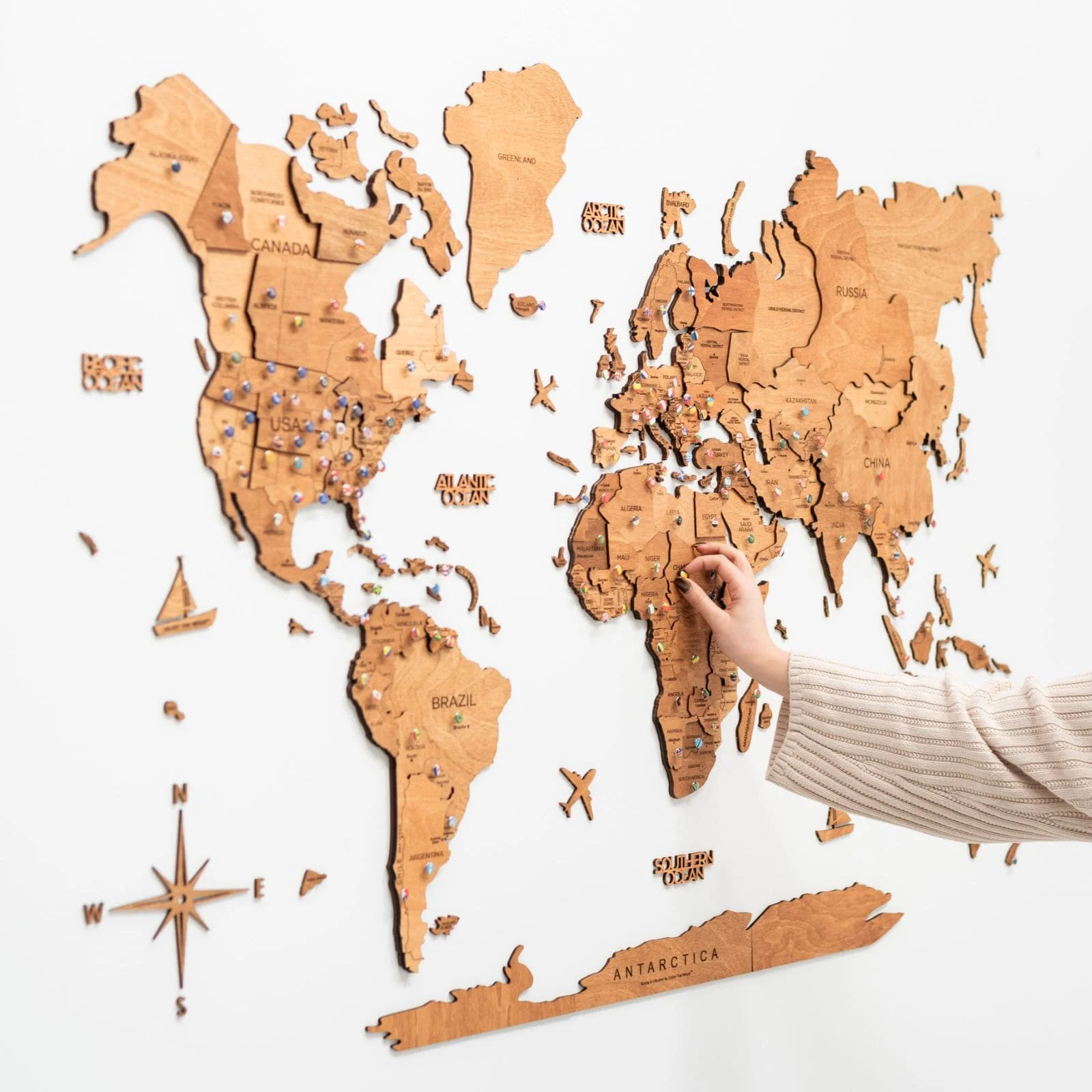 3D Wooden World Map Oak - Image 8