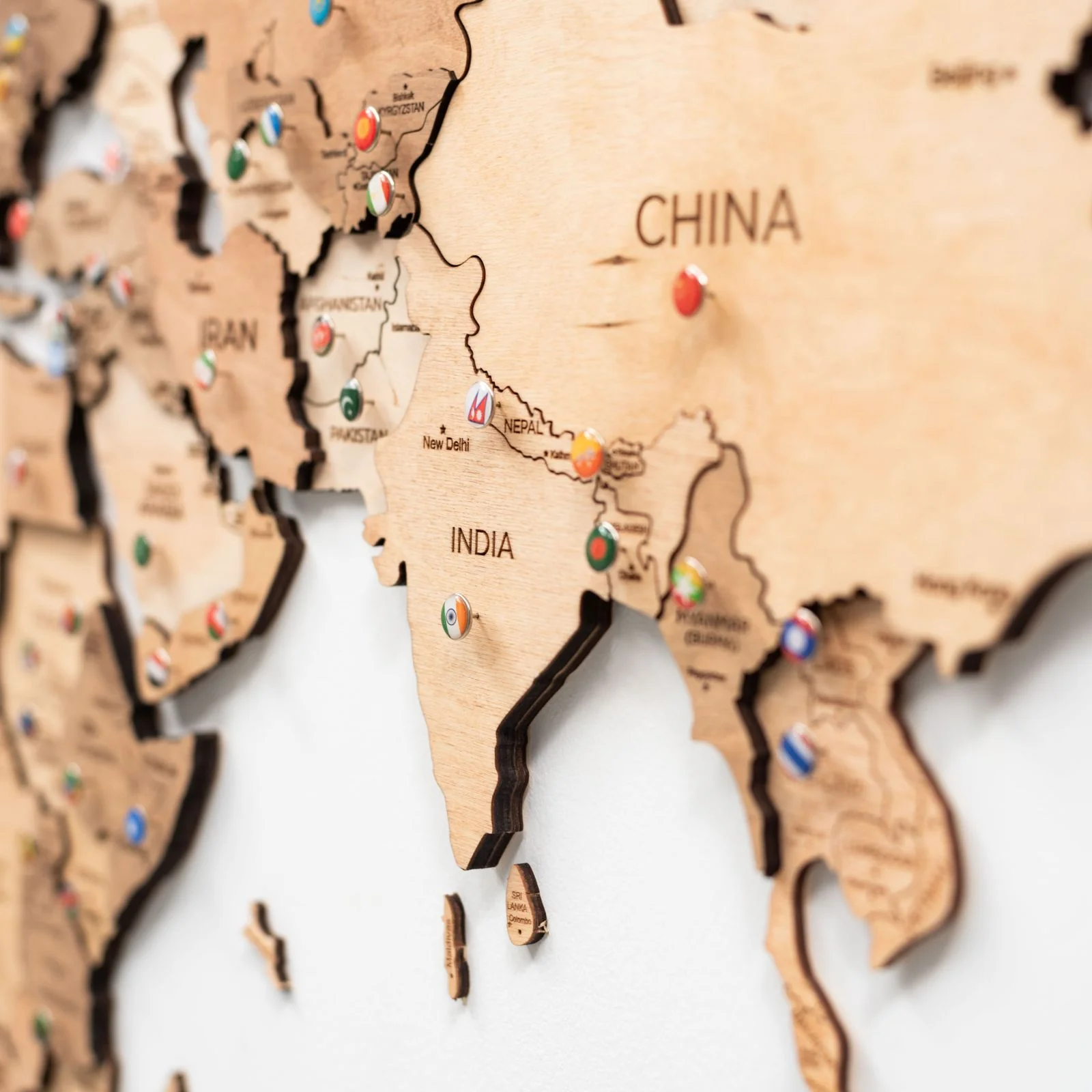 3D Wooden World Map Gold - Image 9