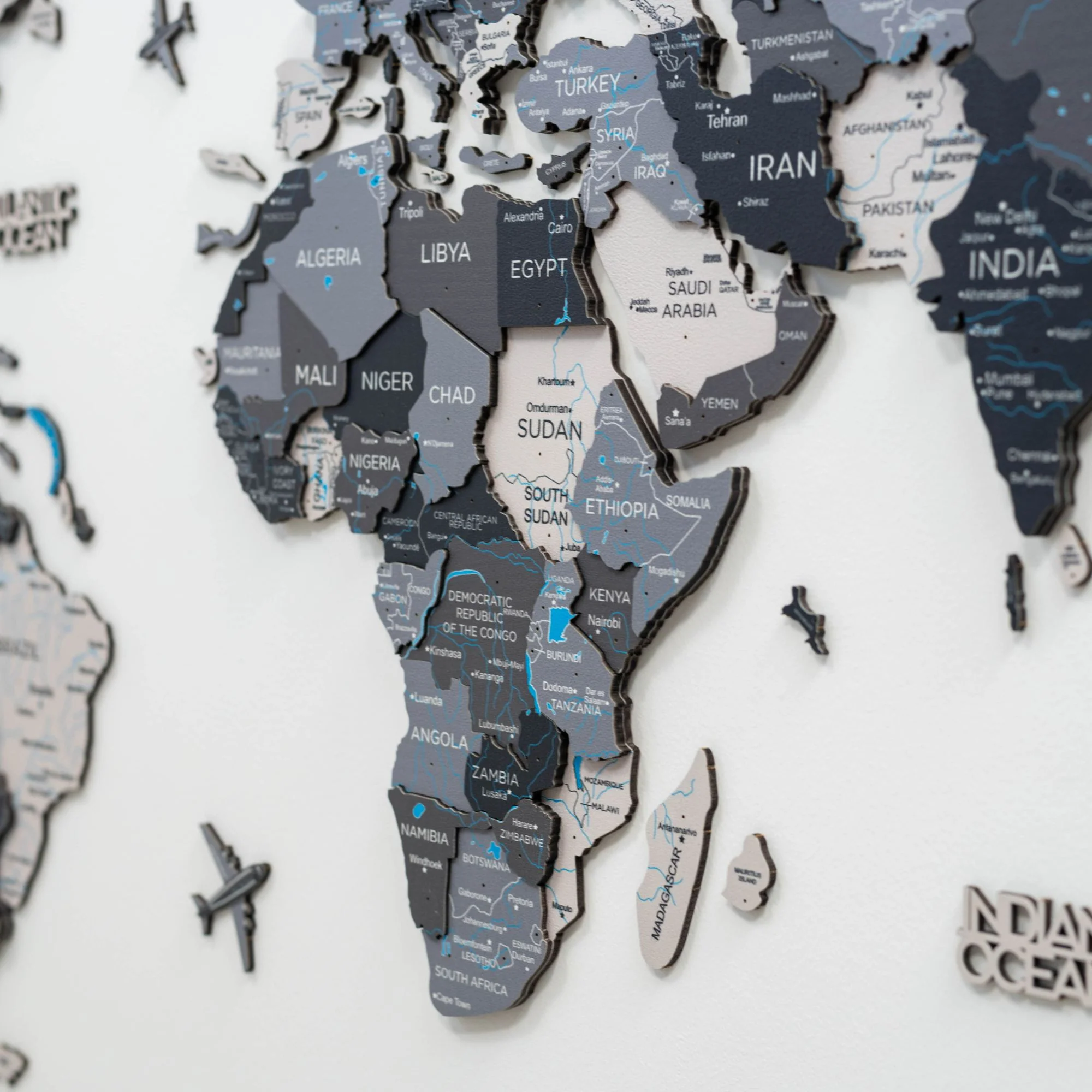 3D Wooden World Map Nordik - Image 11