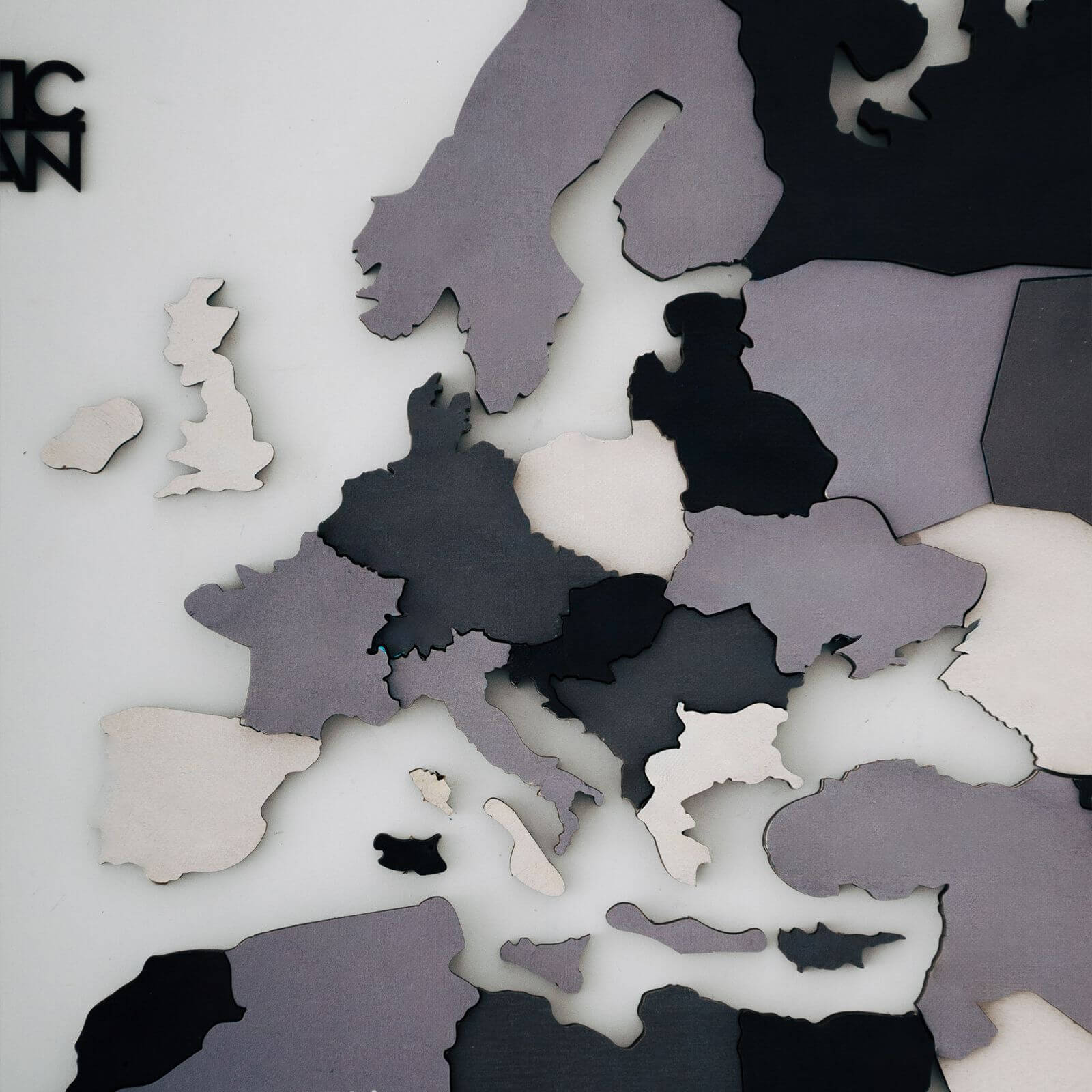 3D Wooden World Map Nordik - Image 6