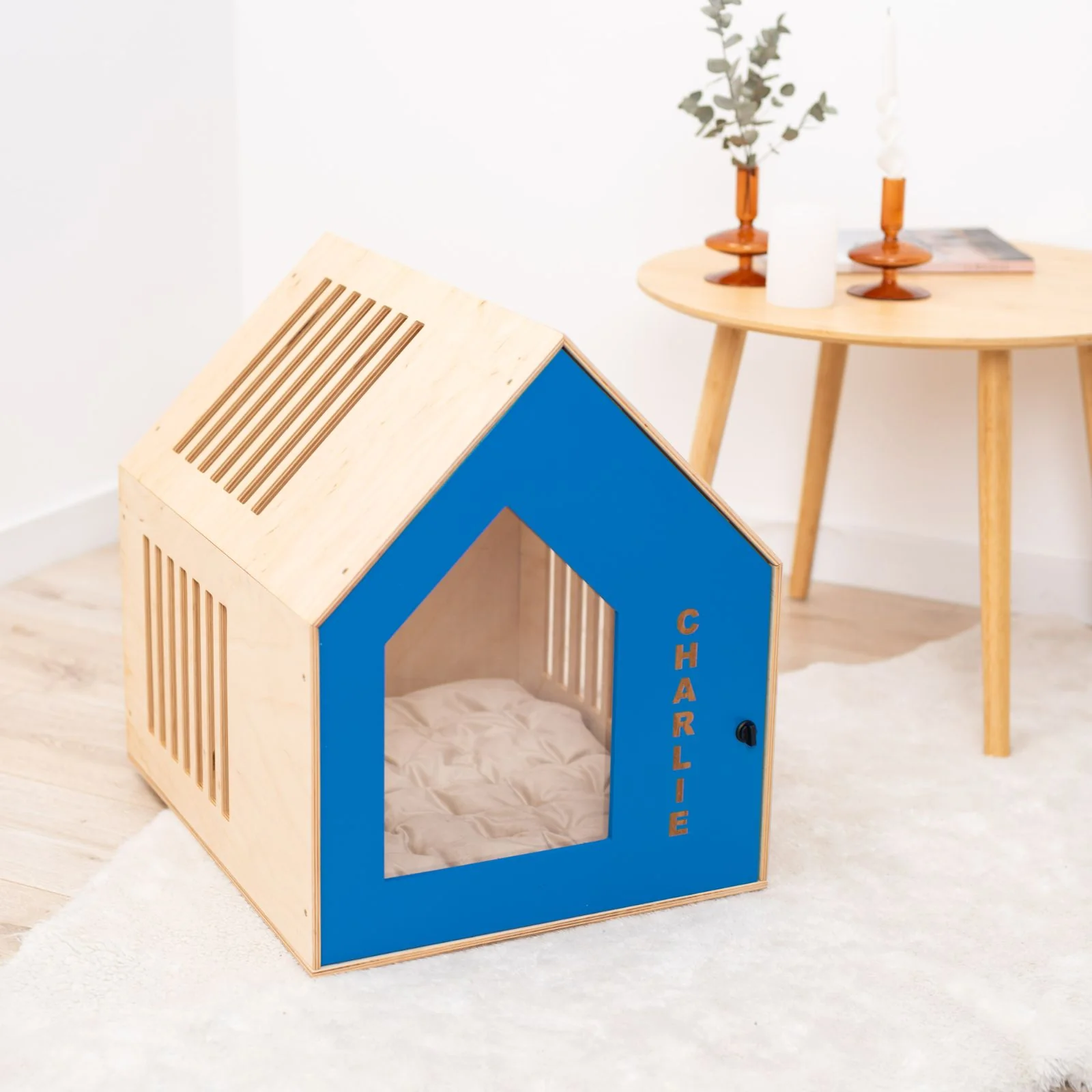 Booth-Style Wooden Dog House - Blue - Image 4