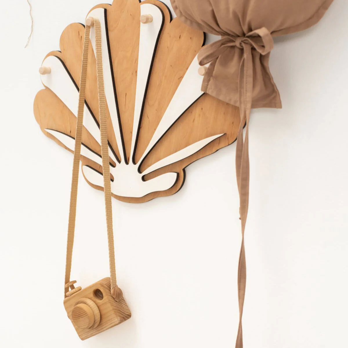 Sea Shell Wall Hanger for Nursery - Image 3