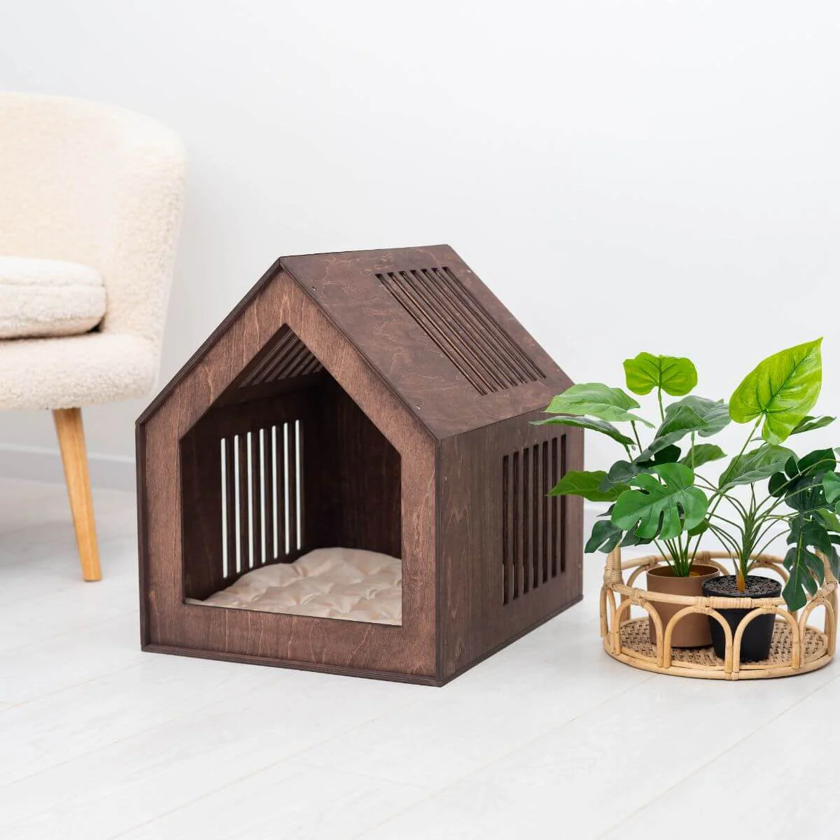 Small Indoor Dog House - Image 7