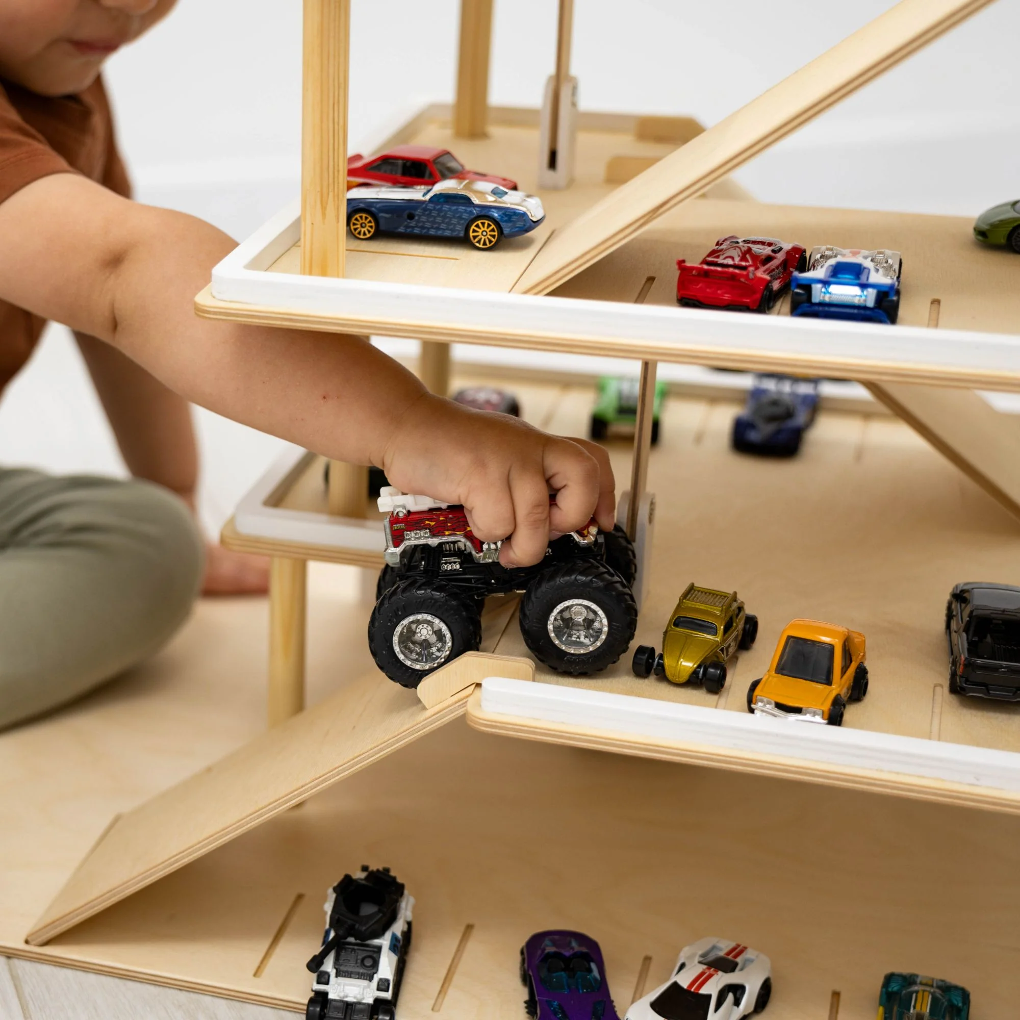 Toy Parking Garage - Image 6