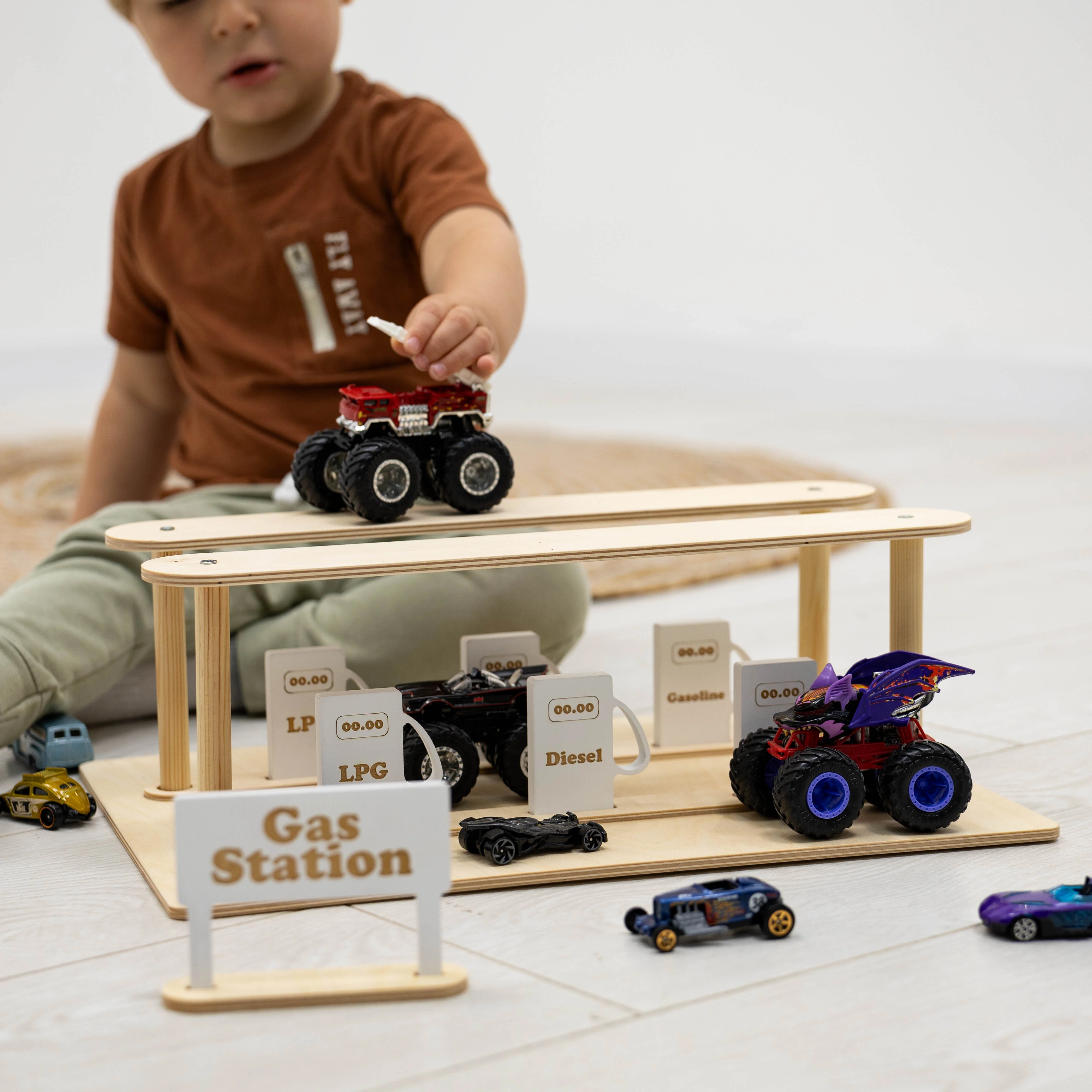 Wooden Gas Station Toy - Image 3
