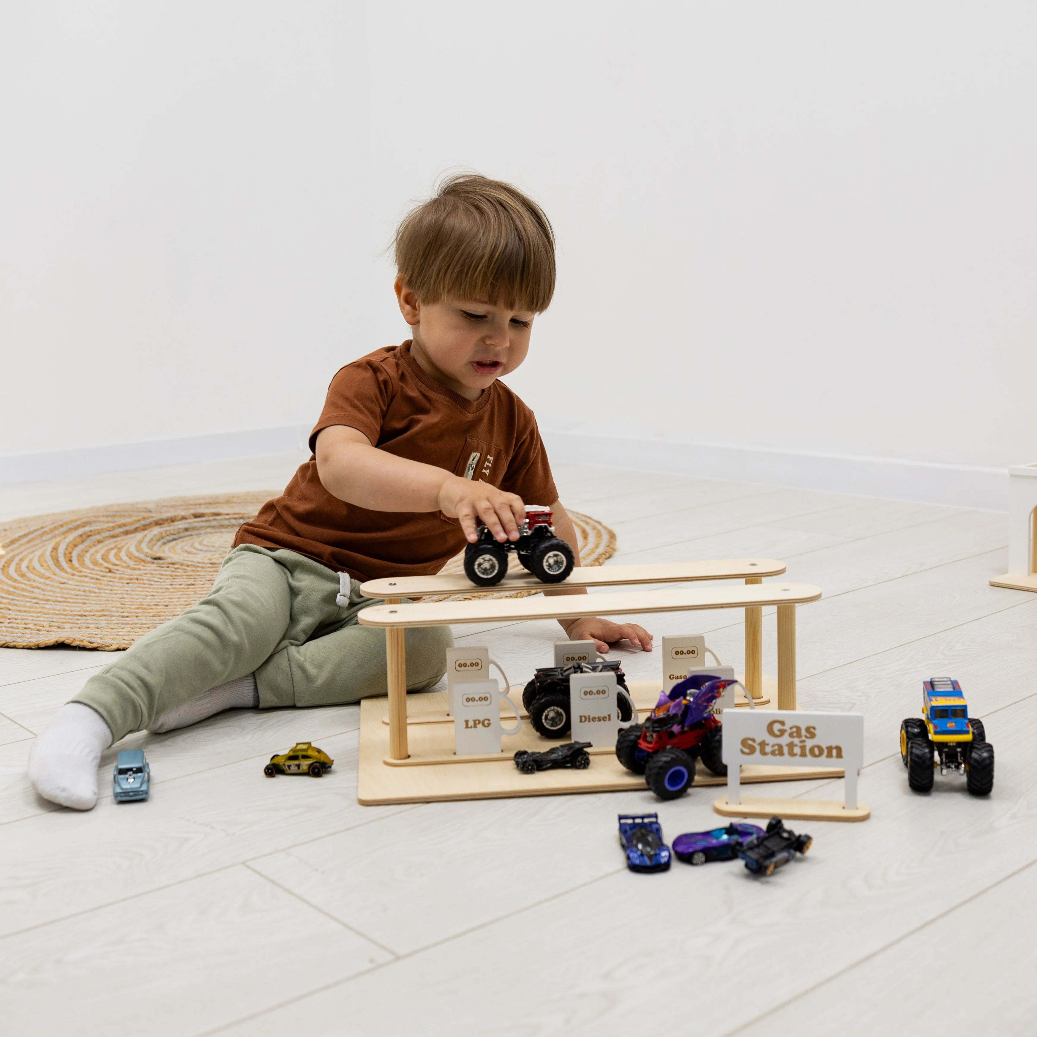 Wooden Gas Station Toy - Image 5
