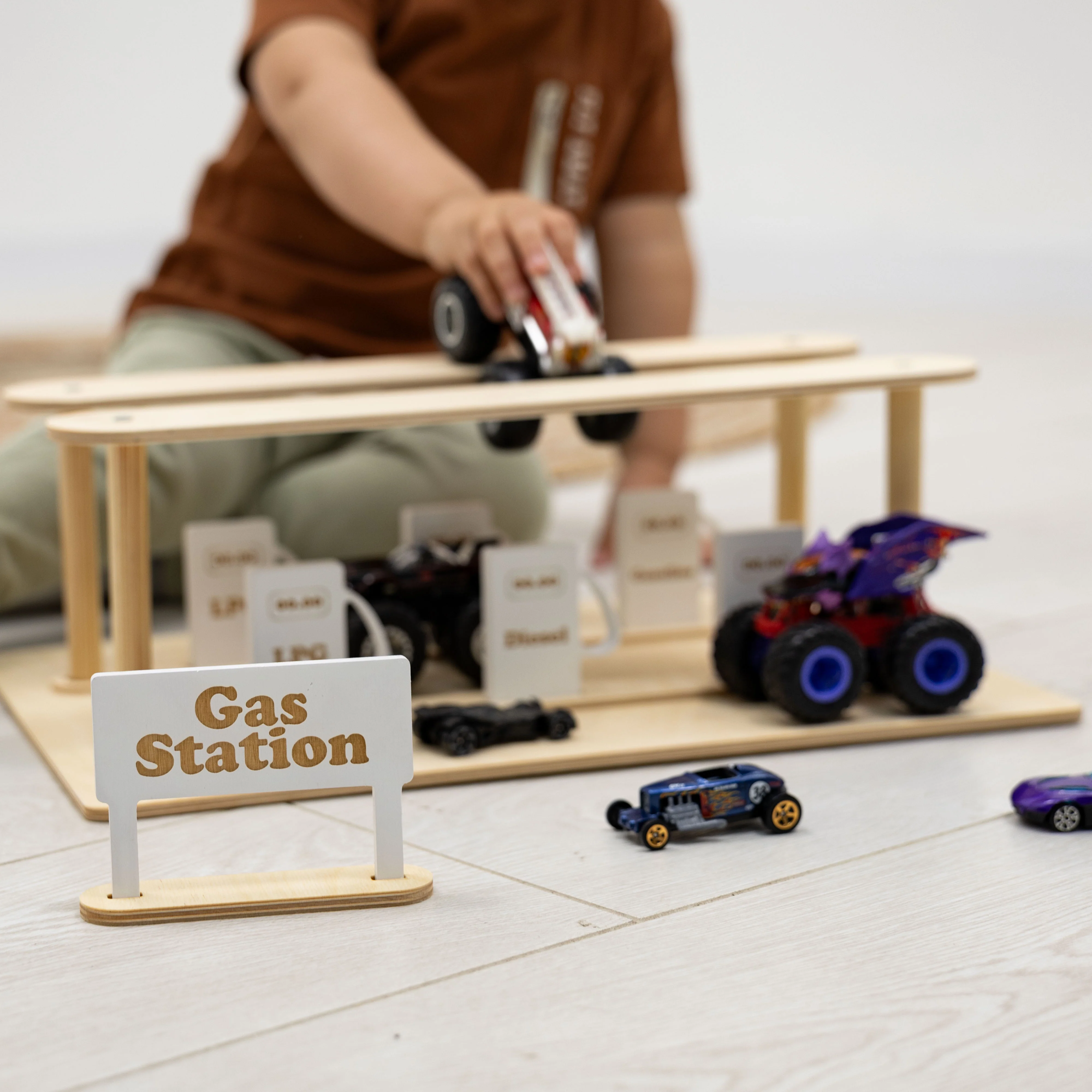 Wooden Gas Station Toy - Image 7